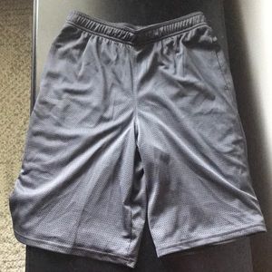 Boys Champion Mesh Shorts Size XL NEVER WORN